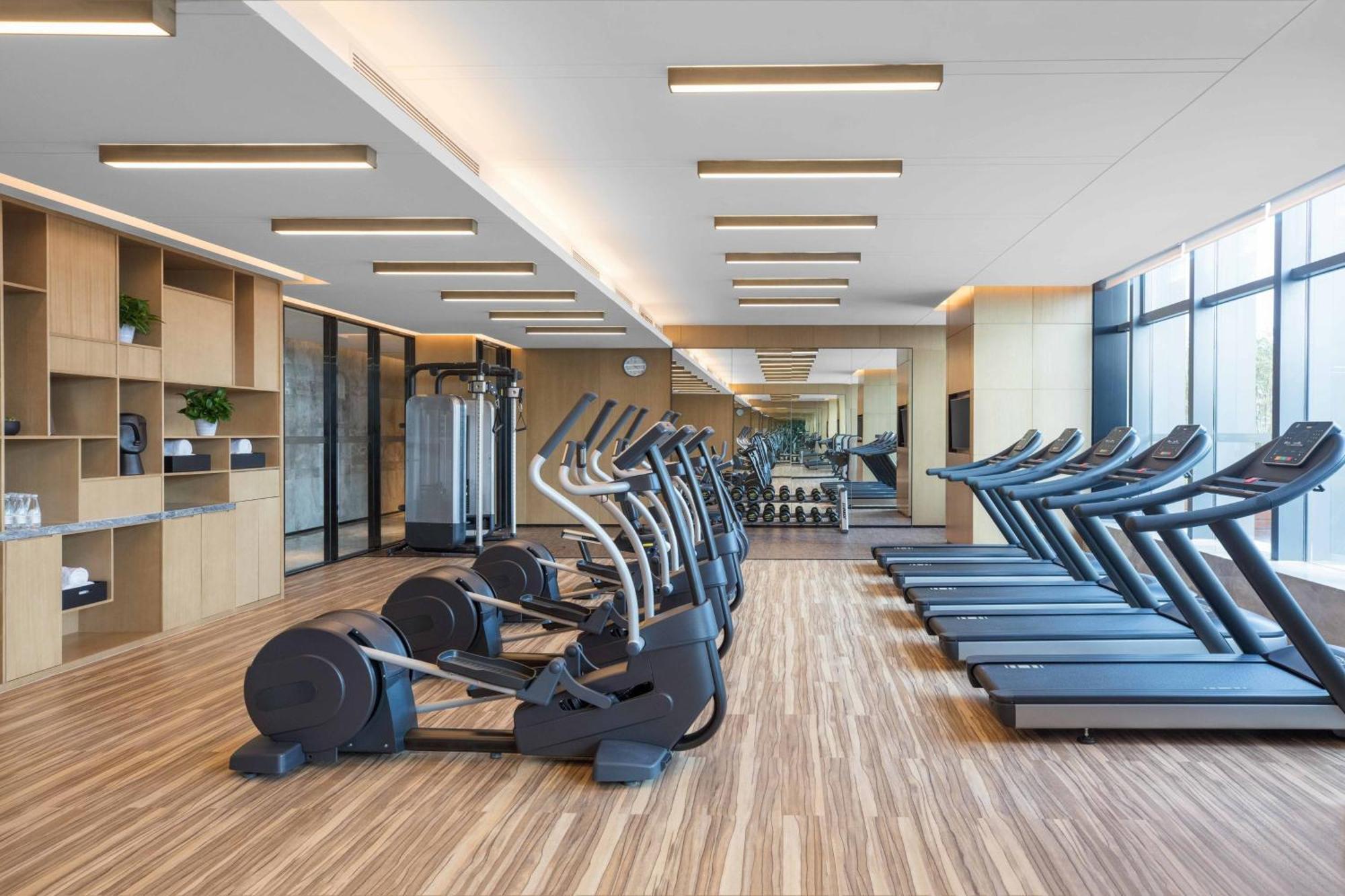 Courtyard By Marriott Shenzhen Bao'An Hotell Exteriör bild