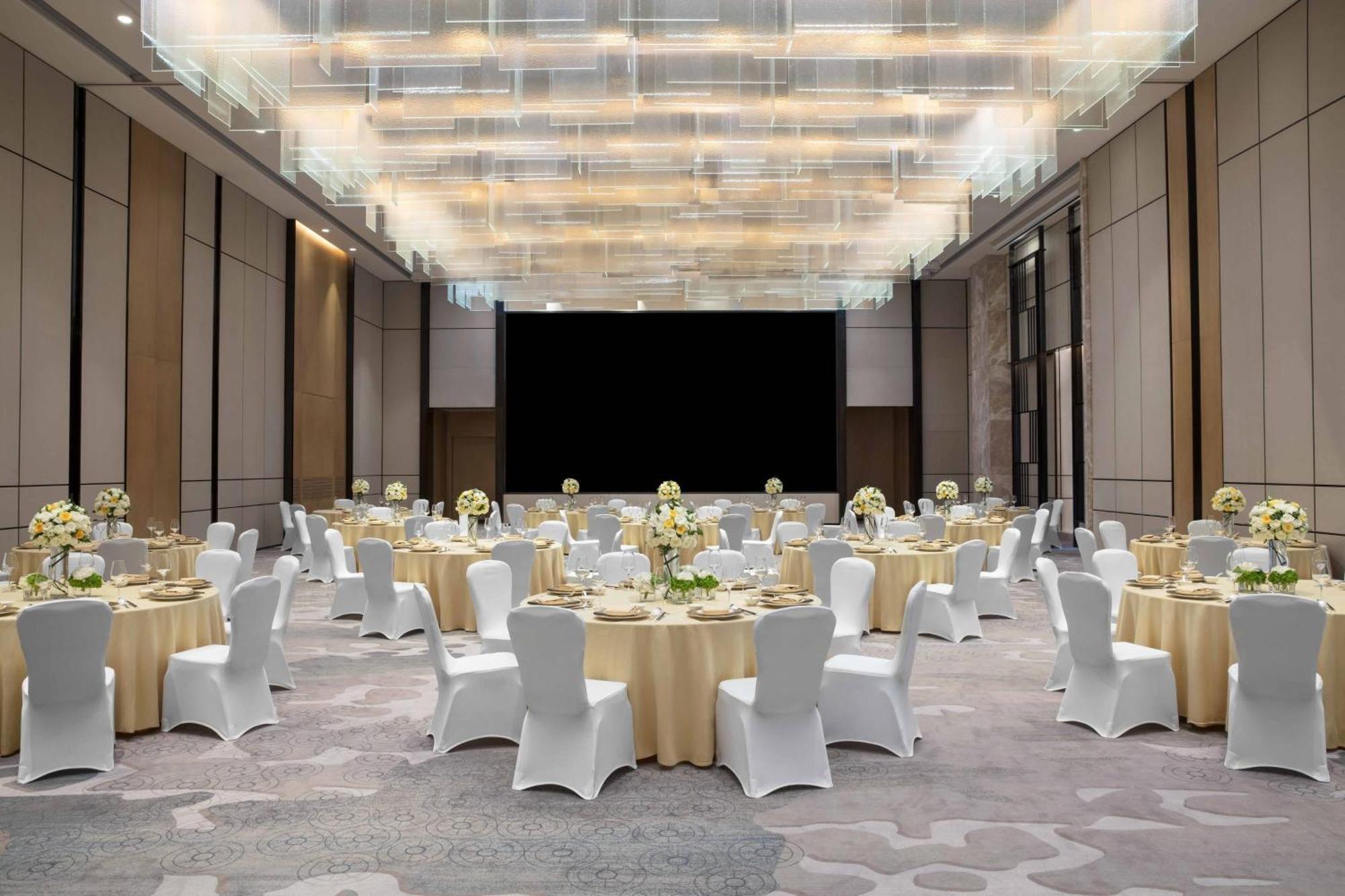 Courtyard By Marriott Shenzhen Bao'An Hotell Exteriör bild