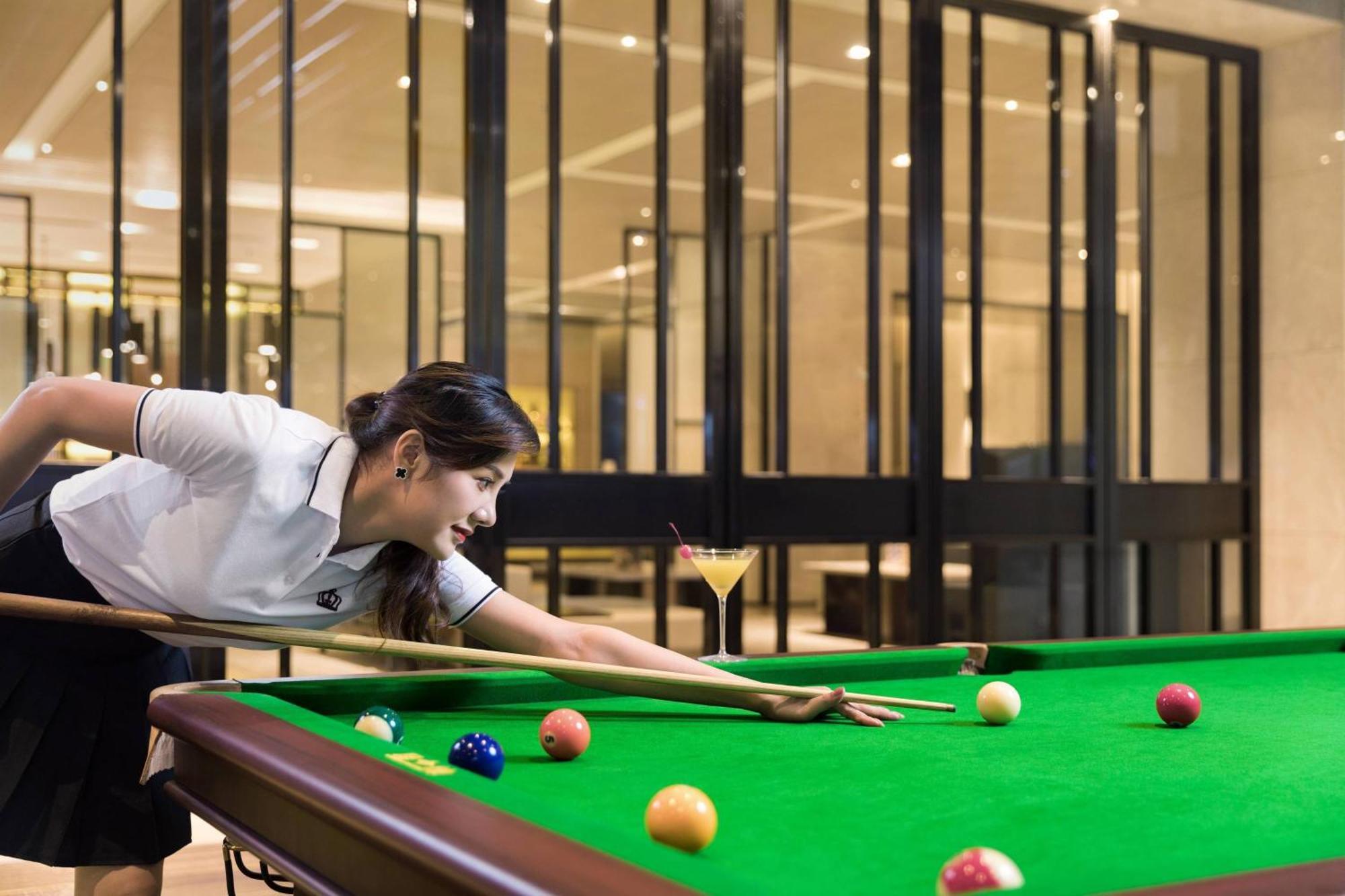 Courtyard By Marriott Shenzhen Bao'An Hotell Exteriör bild