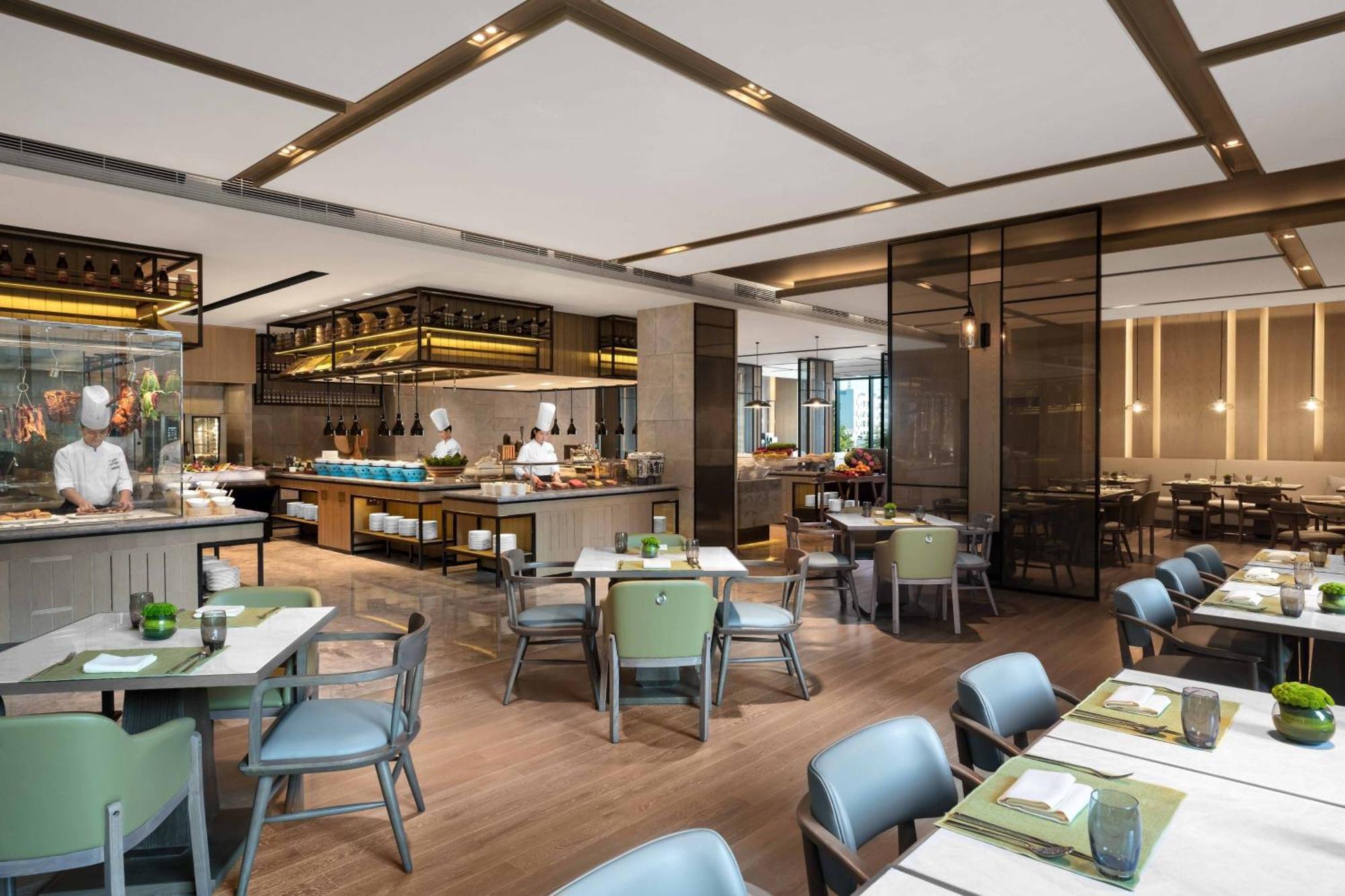 Courtyard By Marriott Shenzhen Bao'An Hotell Exteriör bild