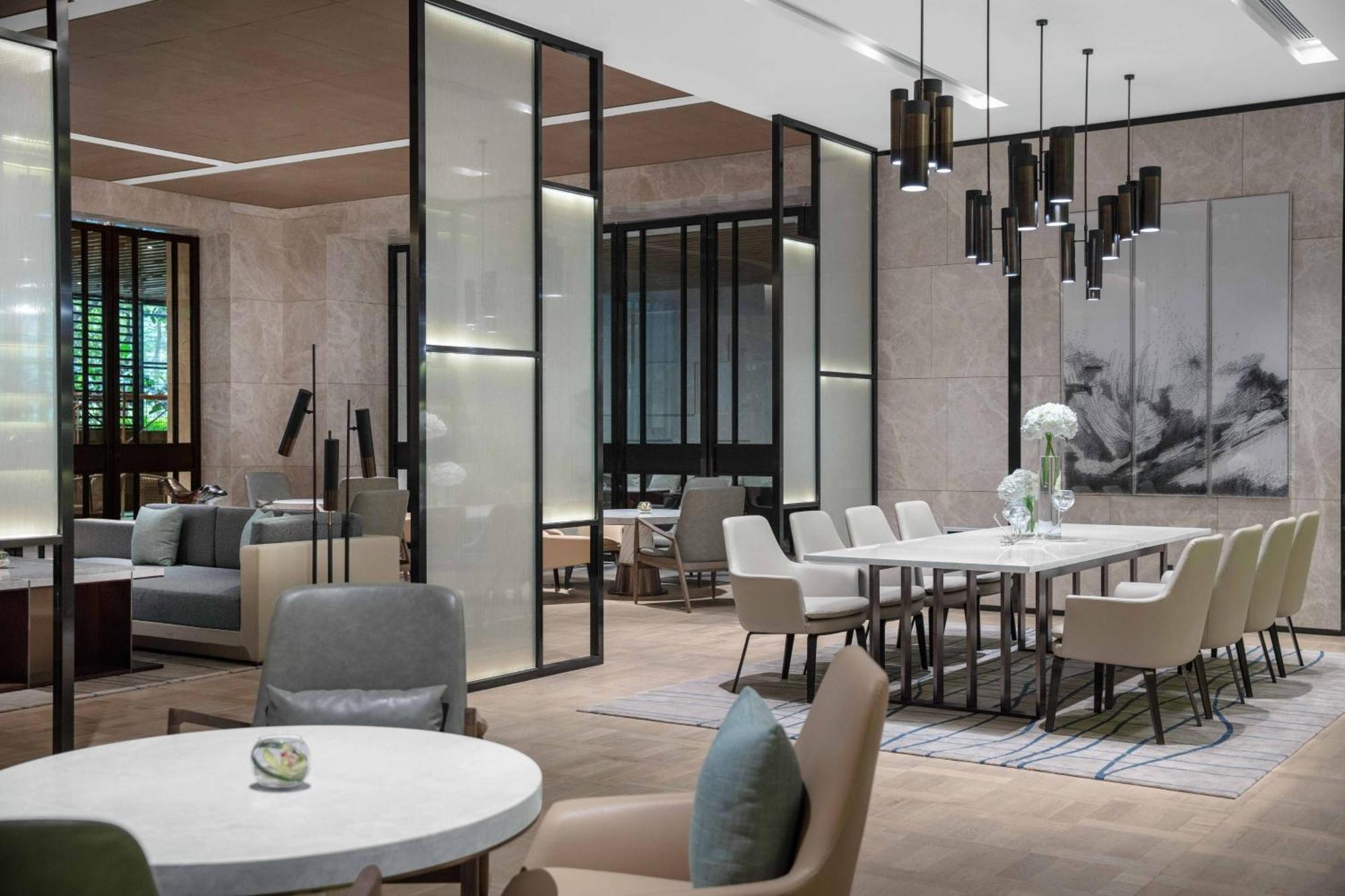 Courtyard By Marriott Shenzhen Bao'An Hotell Exteriör bild